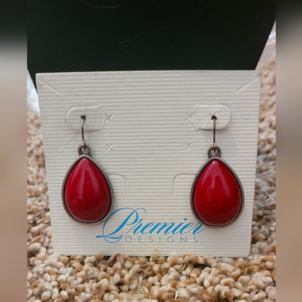 Premier Designs Cayenne Earrings